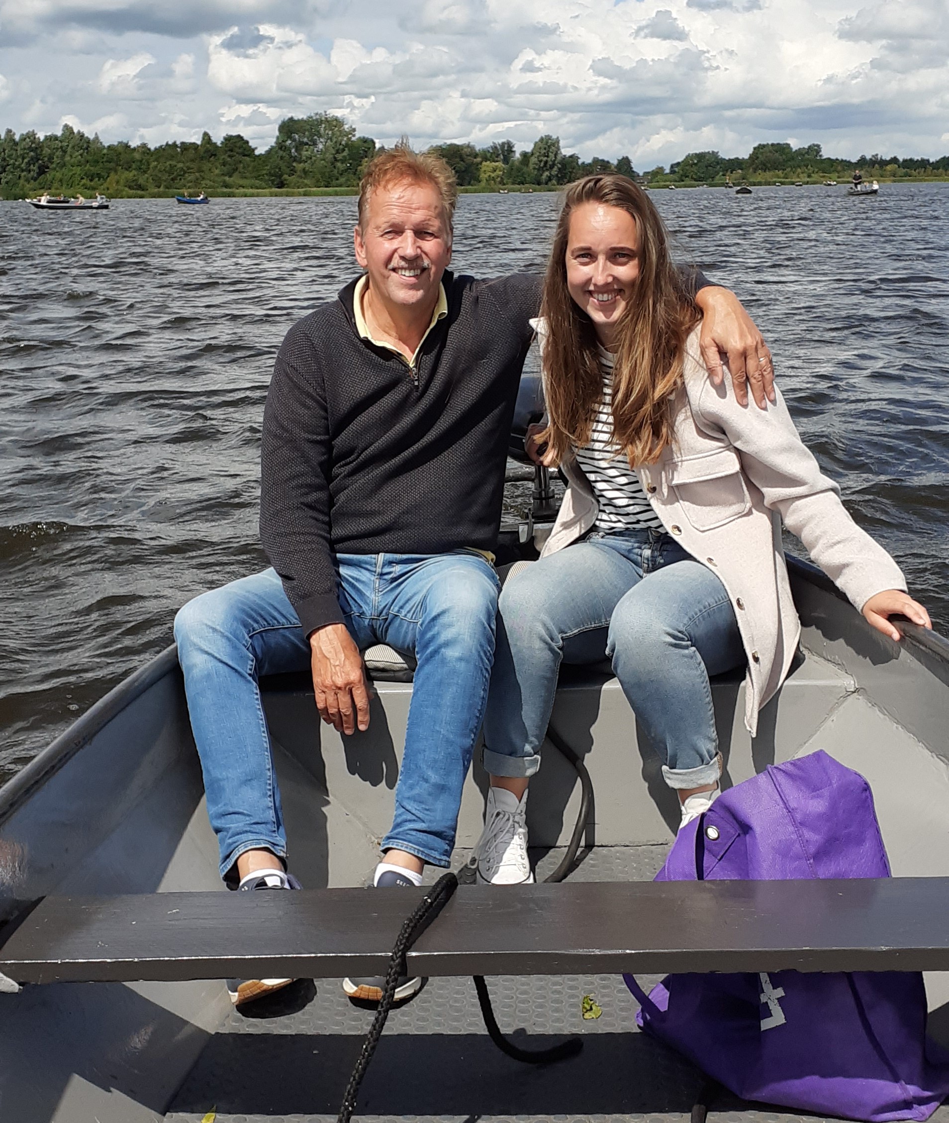 Willem en Geldou in een bootje
